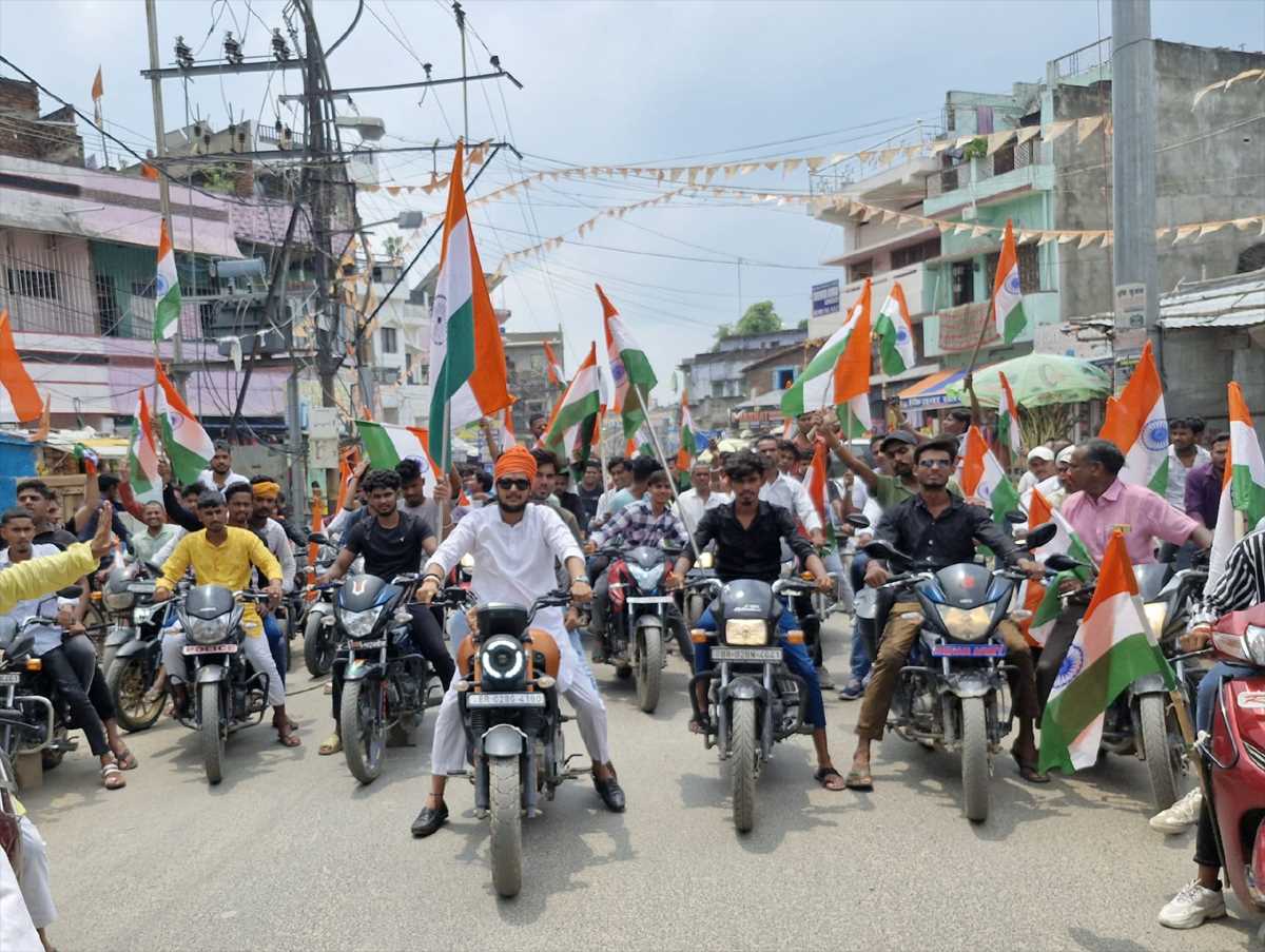 पटना में निकाली गई बाइक तिरंगा रैली, बीजेपी नेता रहे मौजूद पटना में निकाली गई बाइक तिरंगा रैली, बीजेपी नेता रहे मौजूद